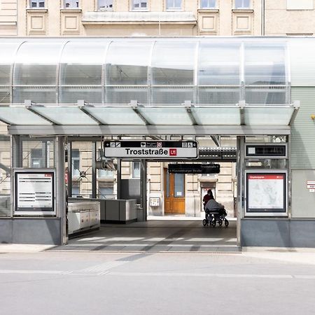 Yeshello Central Station Studio Viena Exterior foto