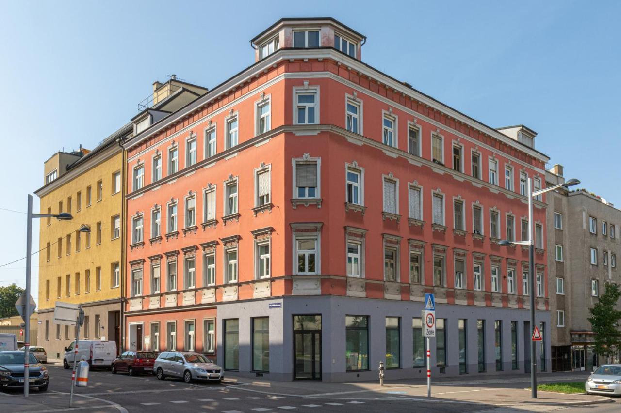 Yeshello Central Station Studio Viena Exterior foto